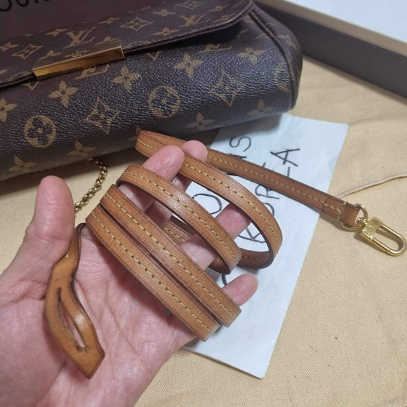 SOLD Authentic Louis Vuitton Favorite MM - Picture 12 of 12